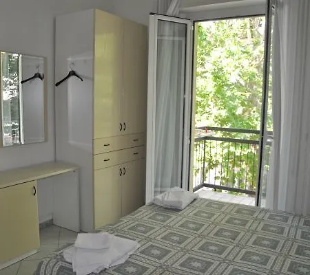 Lieta 3* 리미니